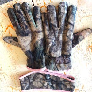 Bronze Eagle Womens Camoflouge Gloves with matching Headband